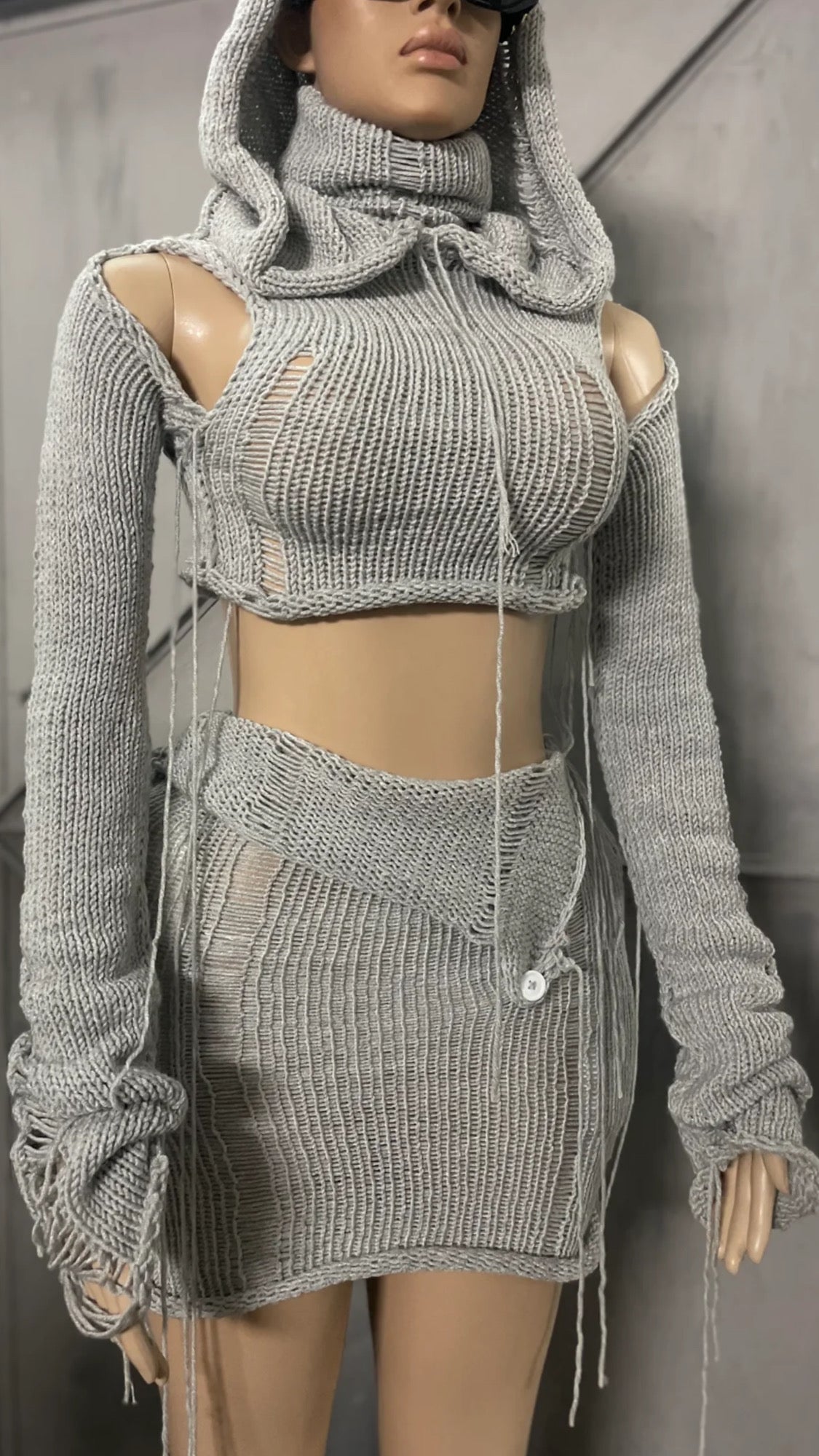 BLAIDY SET WITH SLEEVES