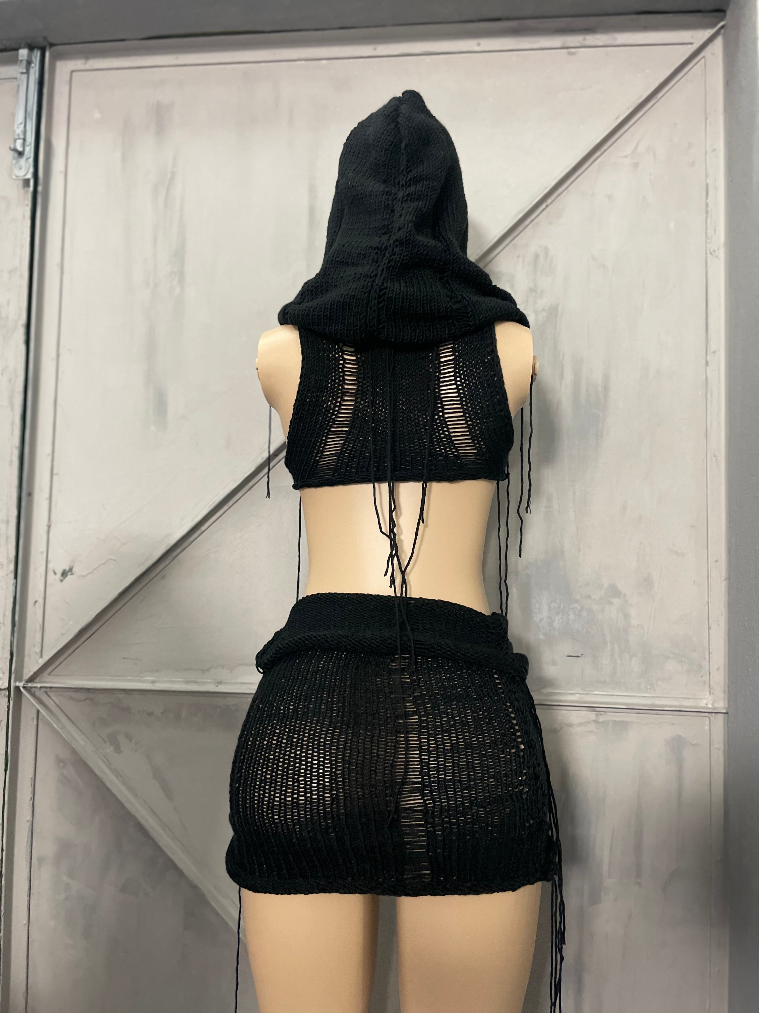 BLAIDY SET IN BLACK
