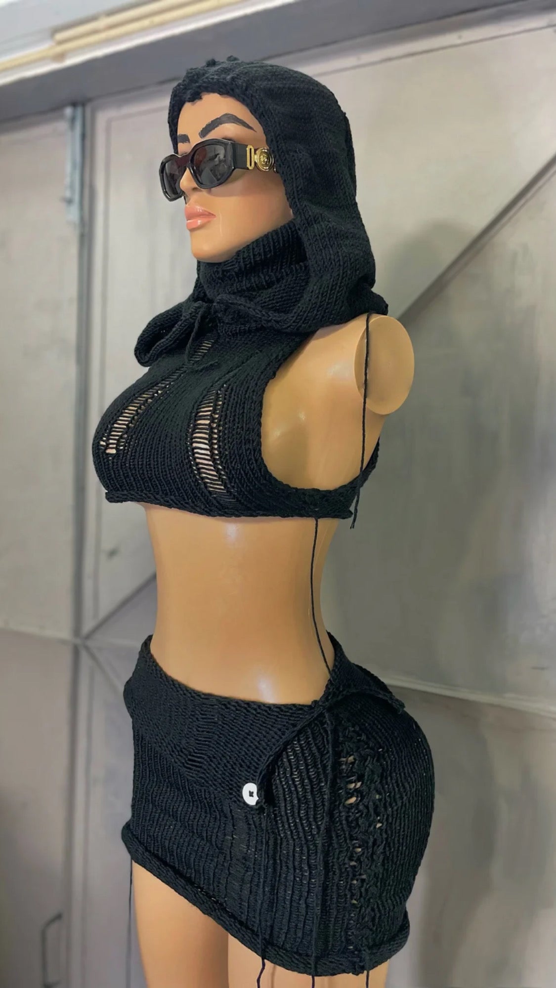 BLAIDY SET IN BLACK